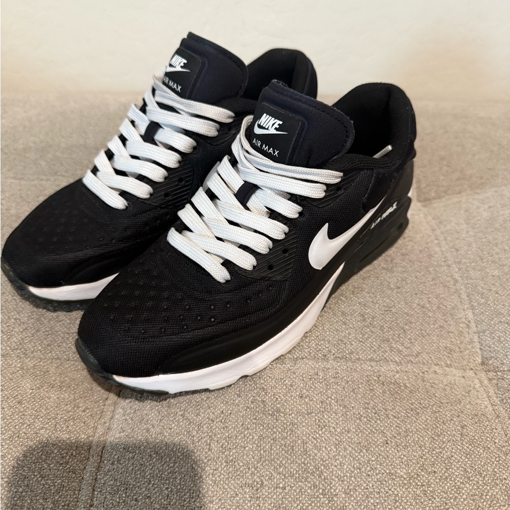 Nike Air Max Black and White Trainers Size 4Y